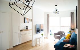 Home2Book Modern Center Apartment With Terrace